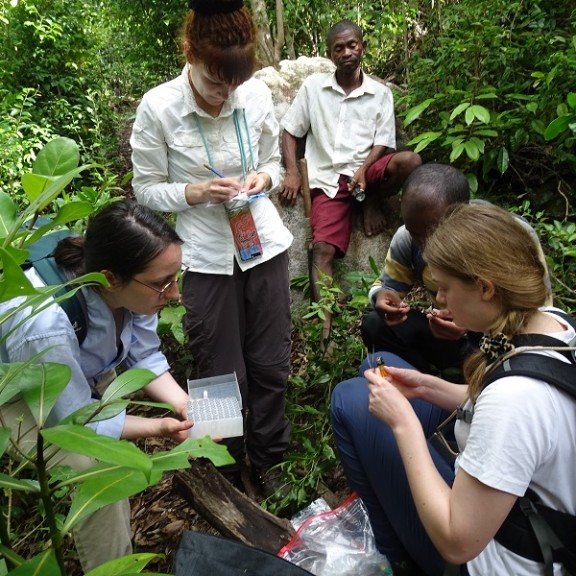 Team bei der ArbeitcJulian Glos